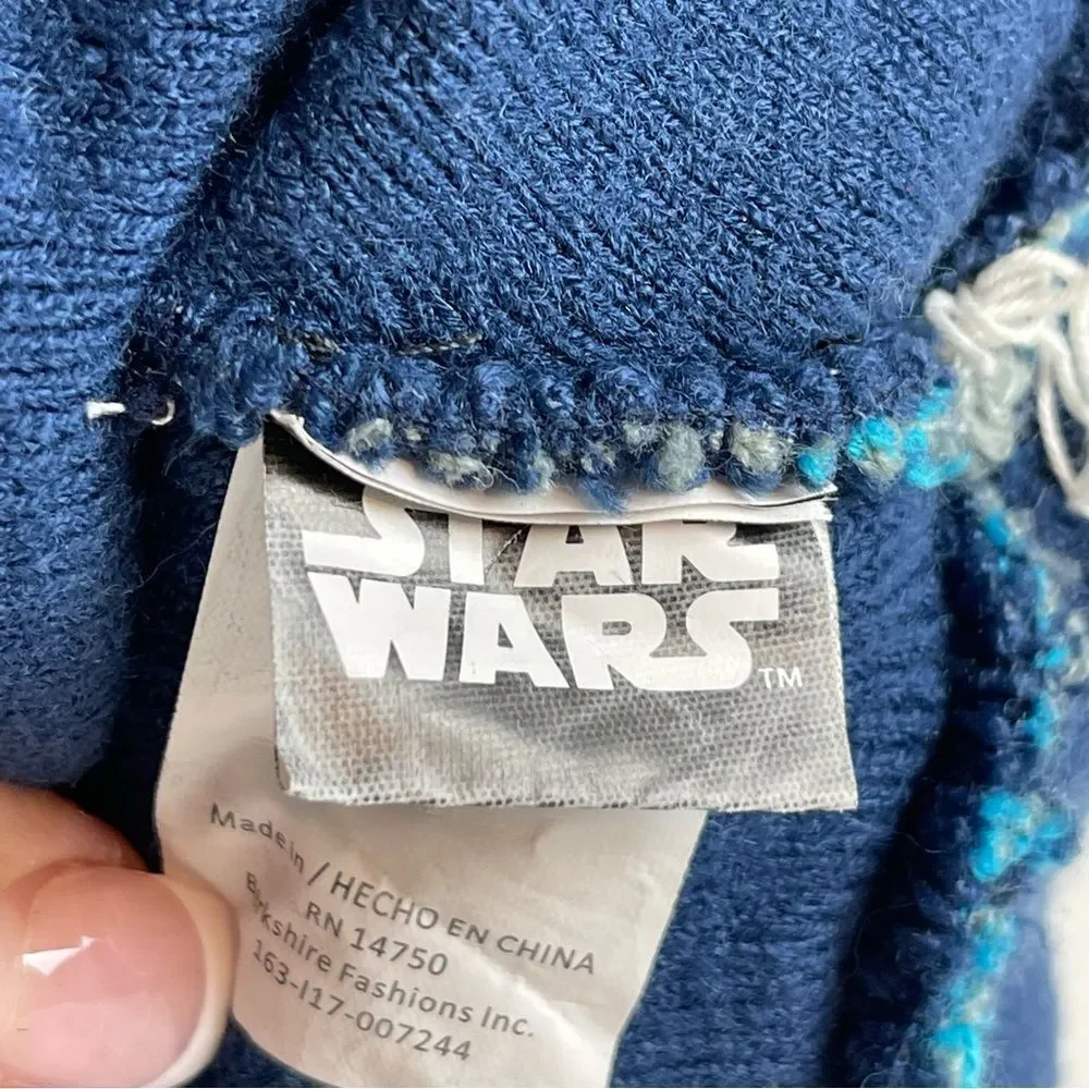 Star Wars R2D2 Pom Pom Beanie